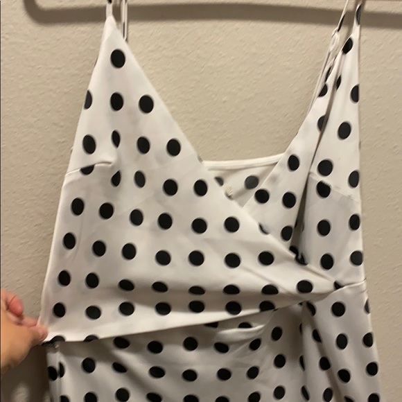 OU KELLY SURPLICE B&W POLKA DOT MIDI DRESS - Picture 7 of 8